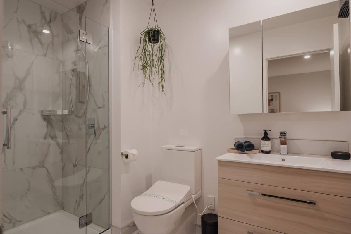 Casino Luxury Suite City Centre - Sleeps 5 Christchurch Eksteriør billede